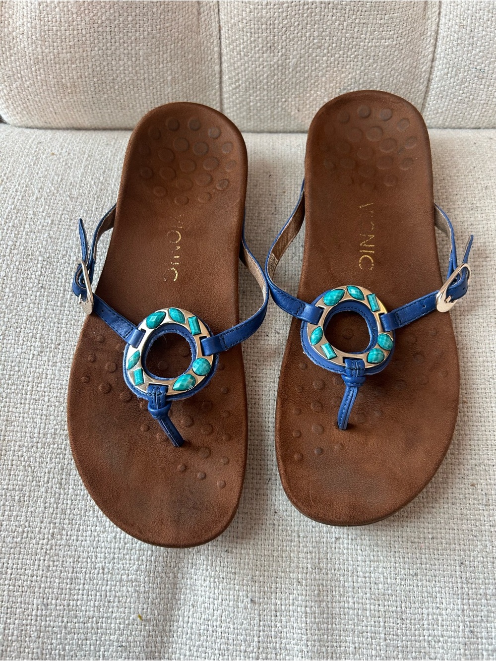 Vionic Blue Thong Sandals with Turquoise Accent